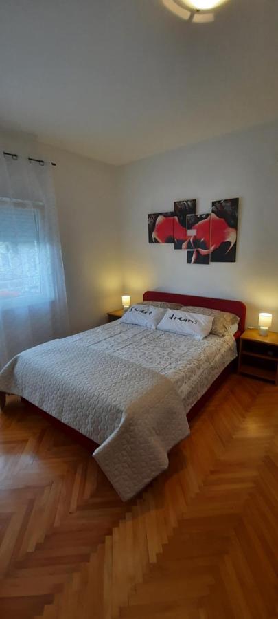 Apartmani Nikica Drage Eksteriør billede