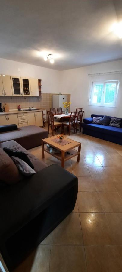 Apartmani Nikica Drage Eksteriør billede